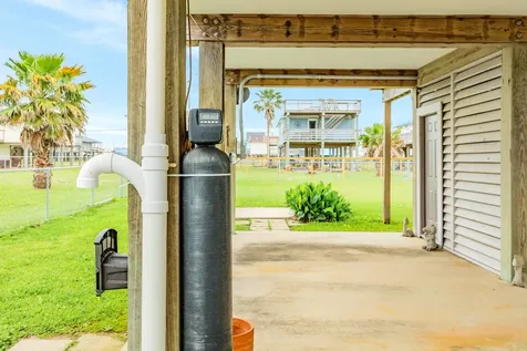 433 Seabean Street Surfside Beach TX 77541