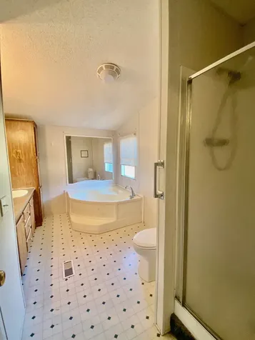 521 County Road 3070 Crockett TX 75835