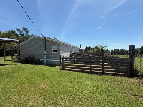 521 County Road 3070 Crockett TX 75835