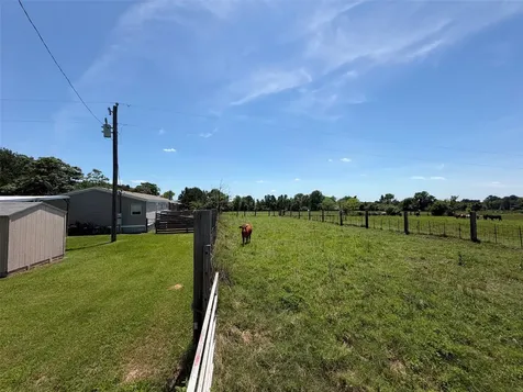521 County Road 3070 Crockett TX 75835