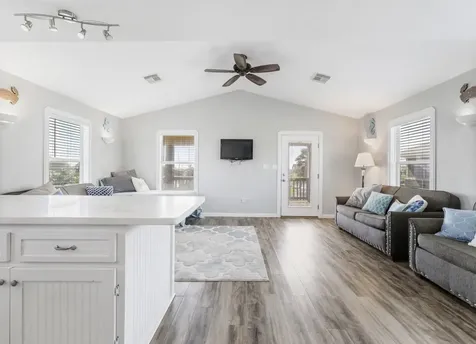 1963 County Road 291 Bay City TX 77414