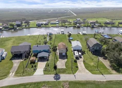 1963 County Road 291 Bay City TX 77414