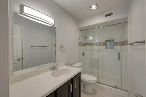 1860 White Oak Drive 207 Houston TX 77009