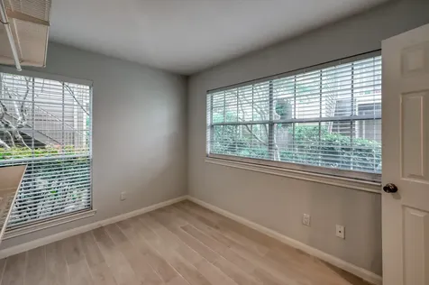 1860 White Oak Drive 207 Houston TX 77009