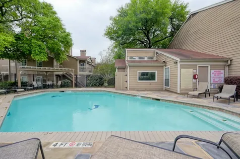1860 White Oak Drive 207 Houston TX 77009