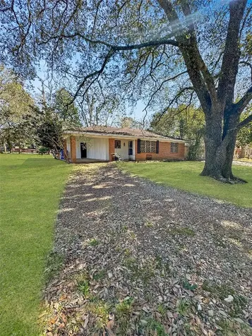 312 S 5th Street Crockett TX 75835