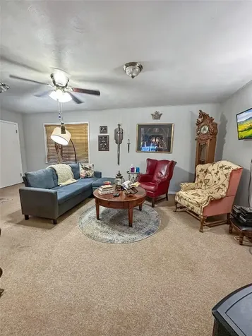 312 S 5th Street Crockett TX 75835