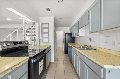 6327 Lynkat Lane Houston TX 77083