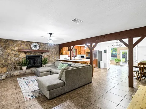 1512 County Road 3709 Splendora TX 77372