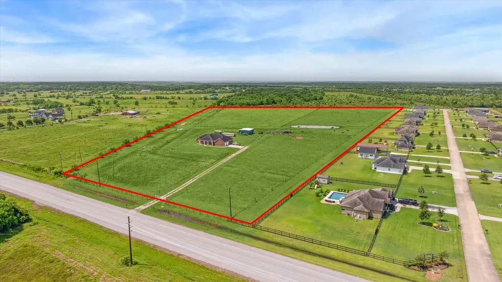 3850 Fm 2917 Road Alvin TX 77511