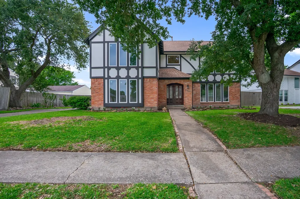1119 Trowbridge Drive Houston TX 77062