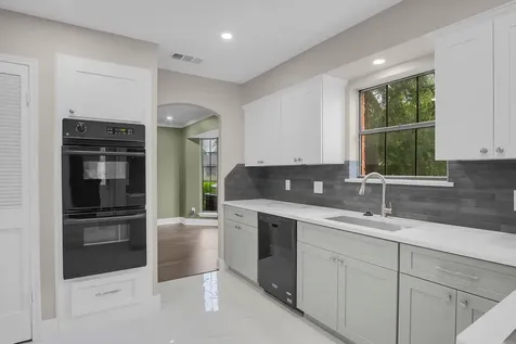 1119 Trowbridge Drive Houston TX 77062