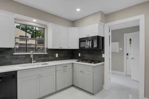 1119 Trowbridge Drive Houston TX 77062