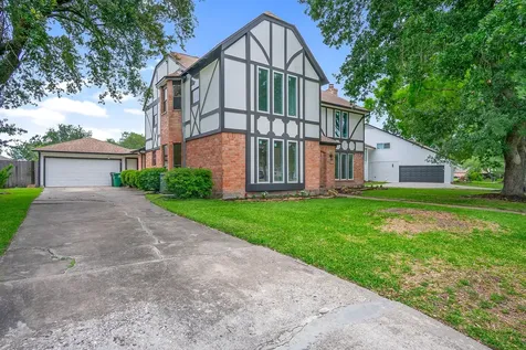 1119 Trowbridge Drive Houston TX 77062