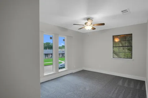 1119 Trowbridge Drive Houston TX 77062