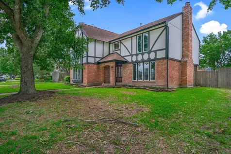 1119 Trowbridge Drive Houston TX 77062