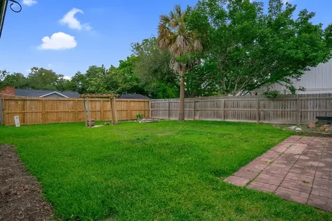 1119 Trowbridge Drive Houston TX 77062