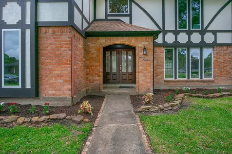 1119 Trowbridge Drive Houston TX 77062
