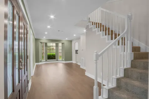 1119 Trowbridge Drive Houston TX 77062
