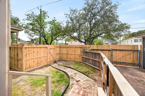 3828 Bernardo De Galvez Avenue Galveston TX 77550