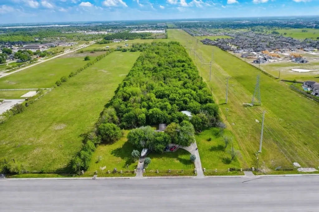 1218 E Pasadena Boulevard Deer Park TX 77536