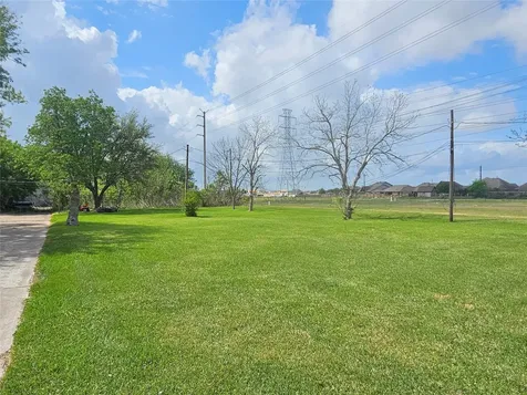 1218 E Pasadena Boulevard Deer Park TX 77536
