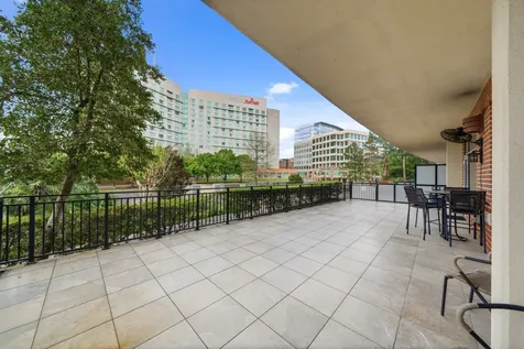 3 Waterway Court 1b The Woodlands TX 77380