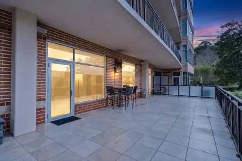3 Waterway Court 1b The Woodlands TX 77380