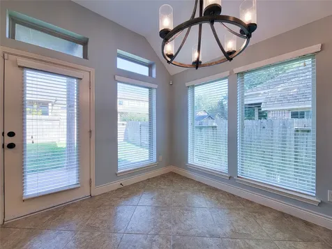 106 Colina Vista Way Montgomery TX 77316