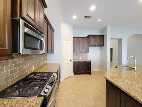 106 Colina Vista Way Montgomery TX 77316