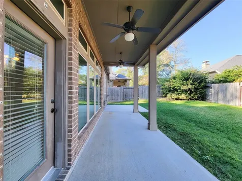 106 Colina Vista Way Montgomery TX 77316