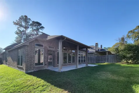 106 Colina Vista Way Montgomery TX 77316