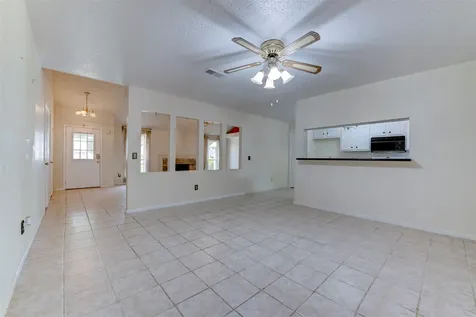 18015 Brooknoll Drive Houston TX 77084