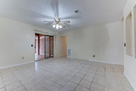 18015 Brooknoll Drive Houston TX 77084
