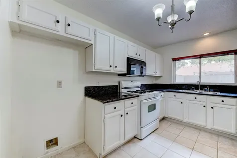 18015 Brooknoll Drive Houston TX 77084