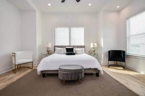 5609 Val Verde Street A Houston TX 77057