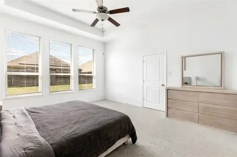 9423 Pelican Cliff Court Houston TX 77365