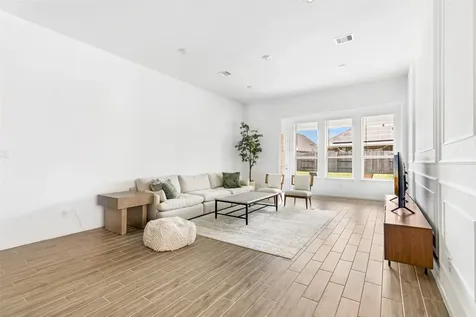 9423 Pelican Cliff Court Houston TX 77365