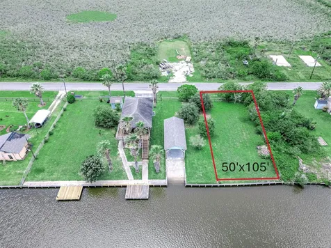 212 County Road 299 Sargent TX 77414