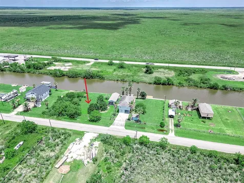 212 County Road 299 Sargent TX 77414