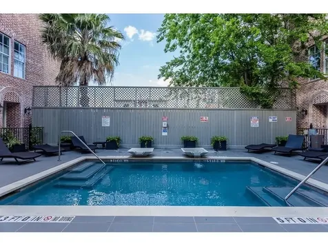 1027 Saint Charles Street Houston TX 77003