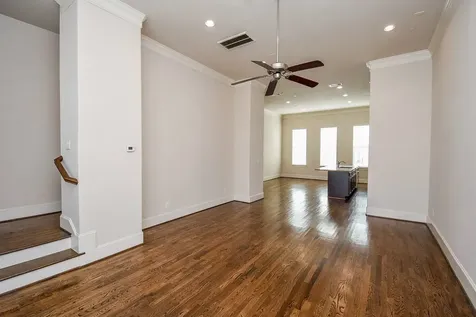 1027 Saint Charles Street Houston TX 77003