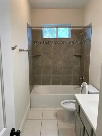 5105 Maple Street Bellaire TX 77401