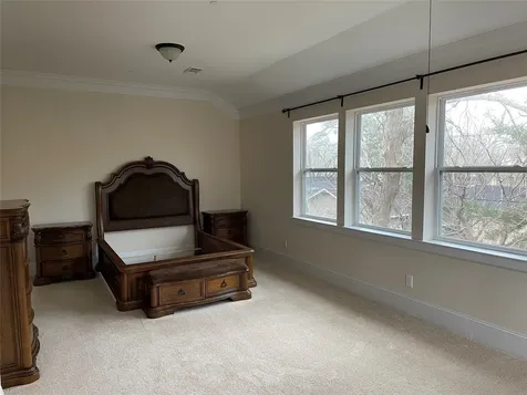 5105 Maple Street Bellaire TX 77401