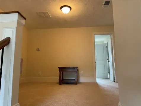 5105 Maple Street Bellaire TX 77401