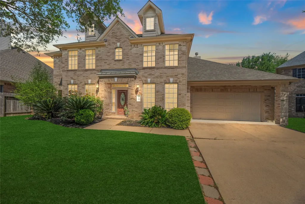 1810 Candle Light Court Sugar Land TX 77498