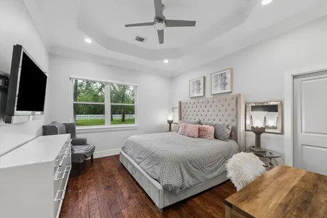 10897 Lake Forest Drive Conroe TX 77384