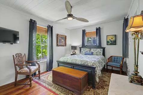 3024 Avenue O 1/2 Galveston TX 77550