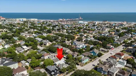 3024 Avenue O 1/2 Galveston TX 77550