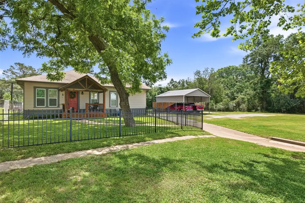 1726 13th Street Hempstead TX 77445